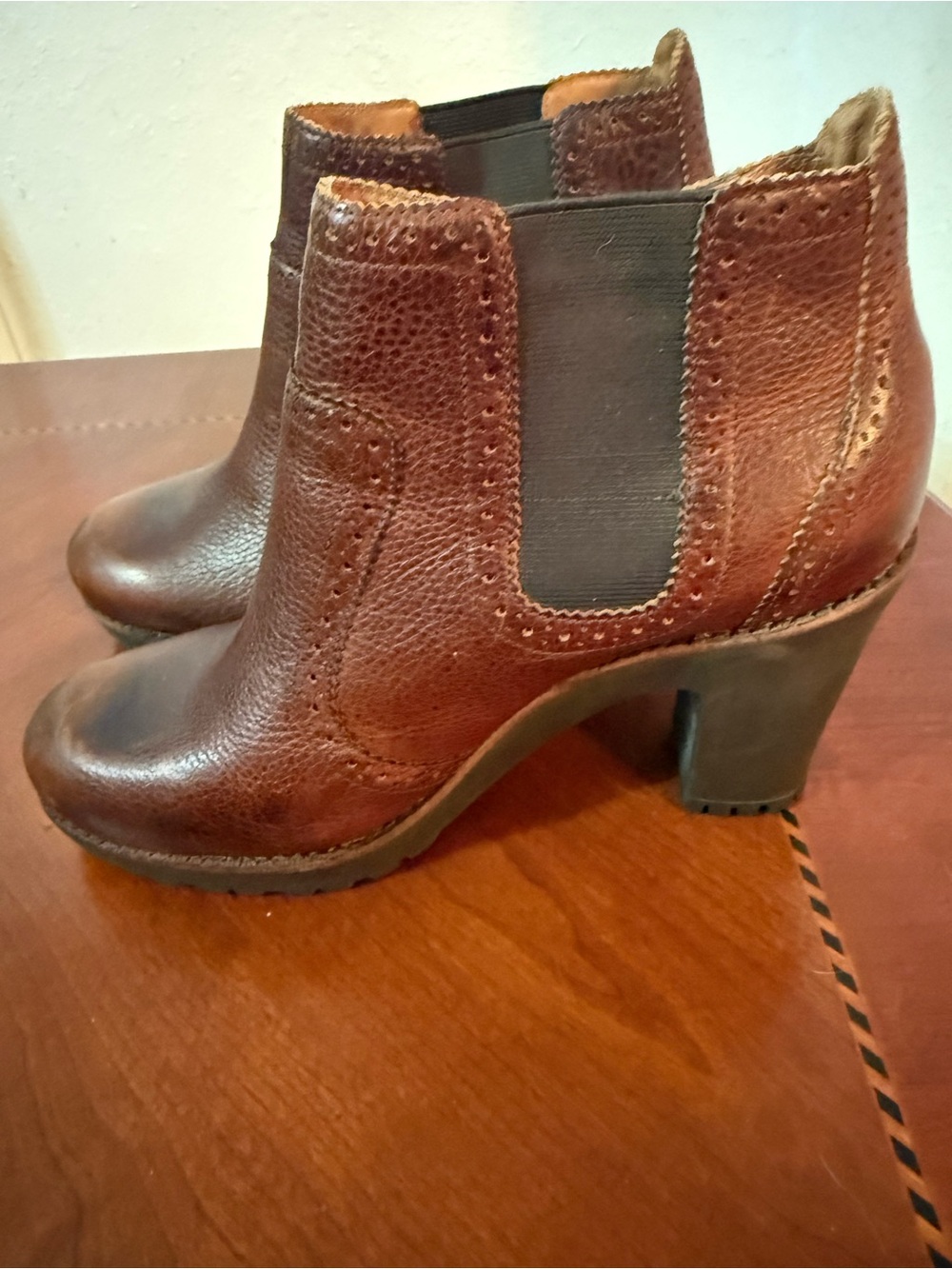 Women’s Brown Leather Chelsea Ankle Boots - Picture 2 of 6